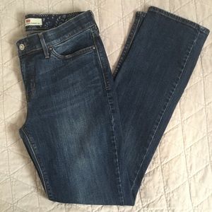 Levi’s Perfect Waist 525 Straight Leg Size 6